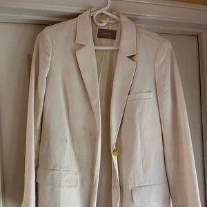 White cotton linen blazer from Everlane